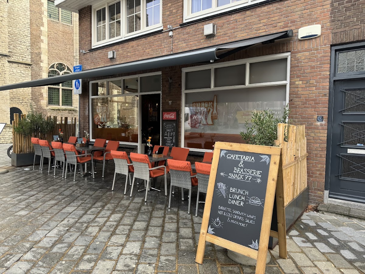 Brasserie & Cafetaria 77